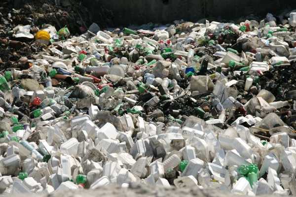 کاهش تولید زباله از نصب دستگاه زباله‌سوز مهمتر است